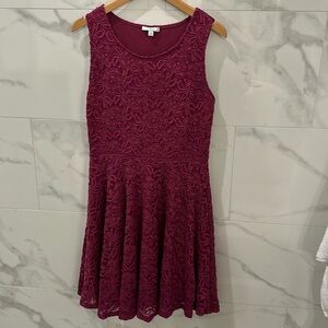 Soprano lace dress.  Size medium.